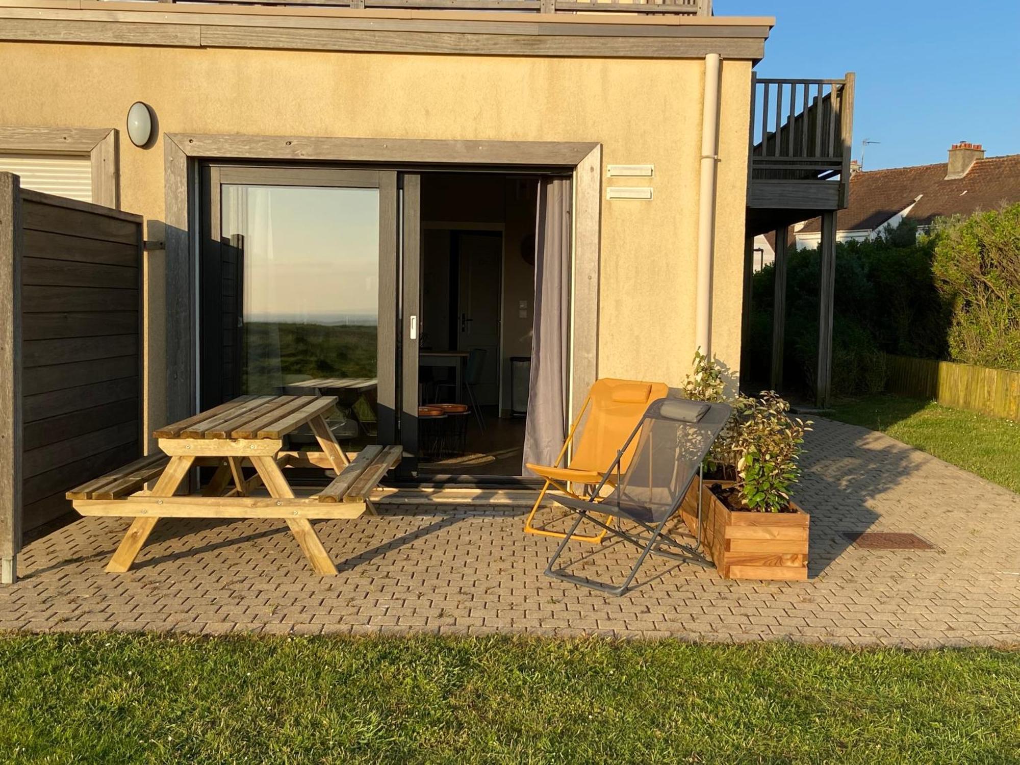 Brise De Mer Sur La Naturelle, Studio A Wimereux , Parking 외부 사진